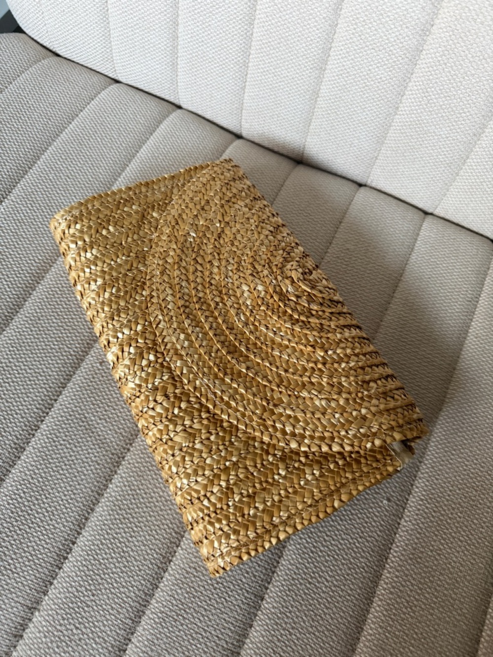 Woven Straw Clutch - Natural Straw